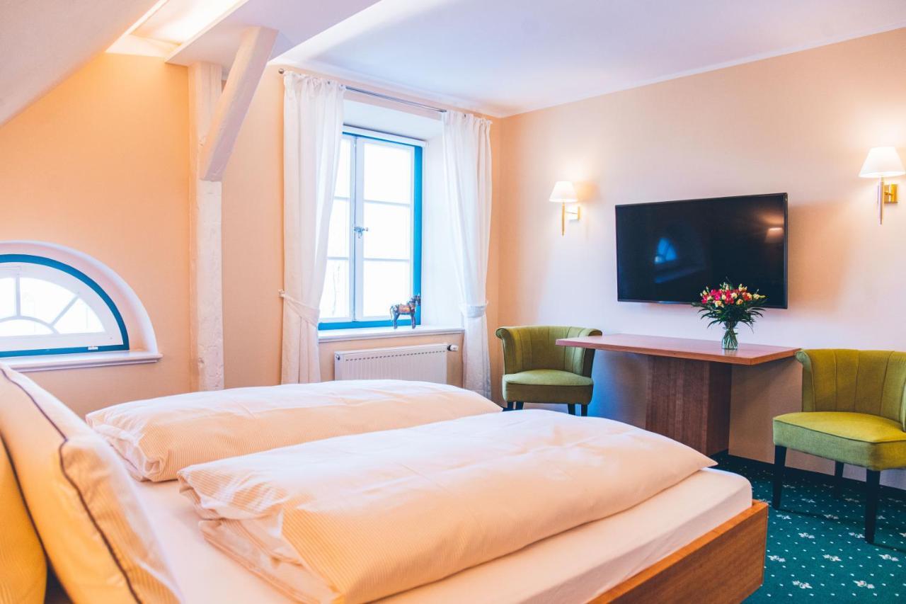 Gutshaus Neu Farpen Hotell Neuburg  Exteriör bild
